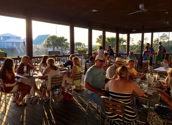 beach-house-covered-patio